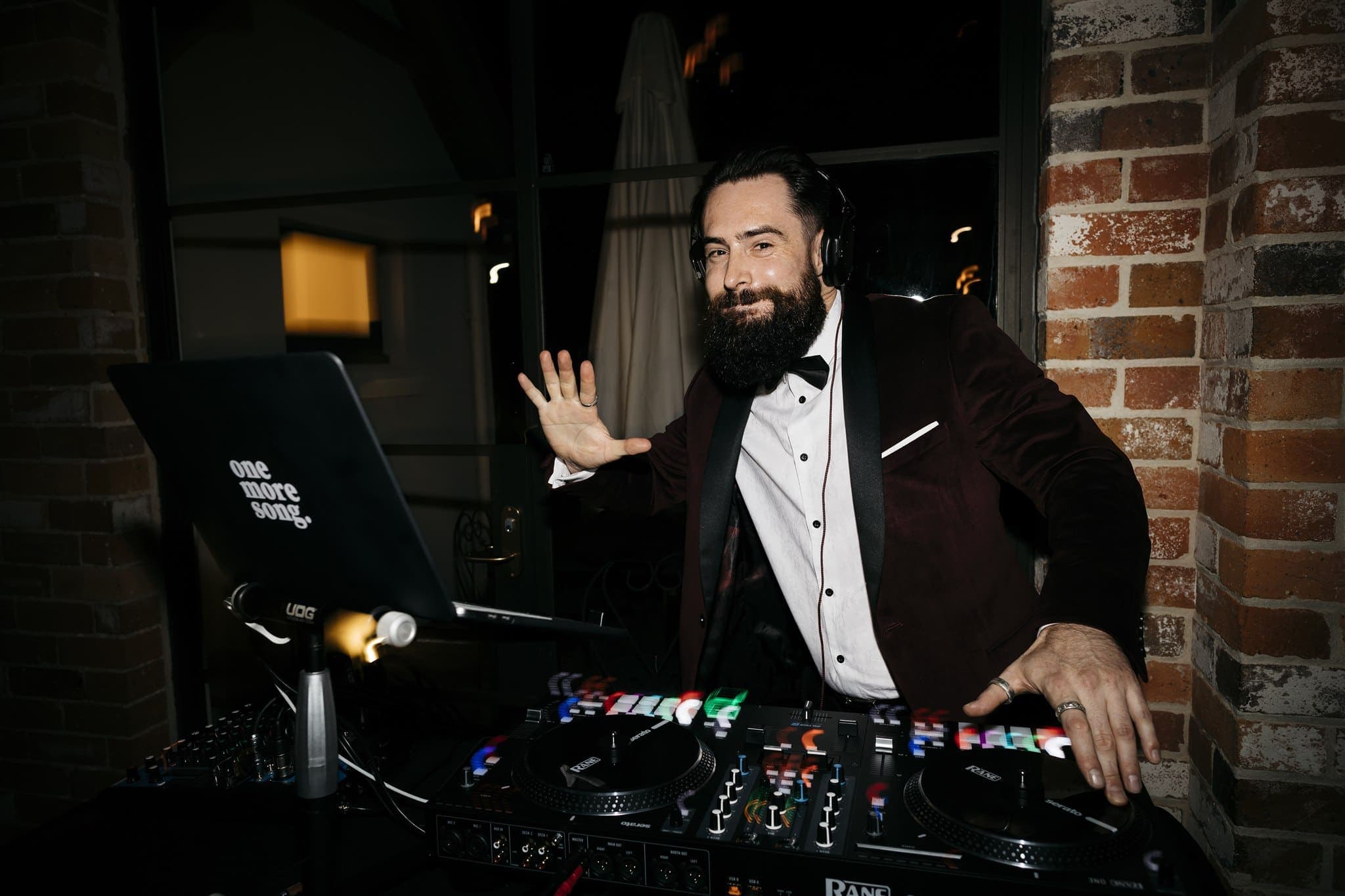 Kony Band: Alegerea perfectă pentru evenimente elegante