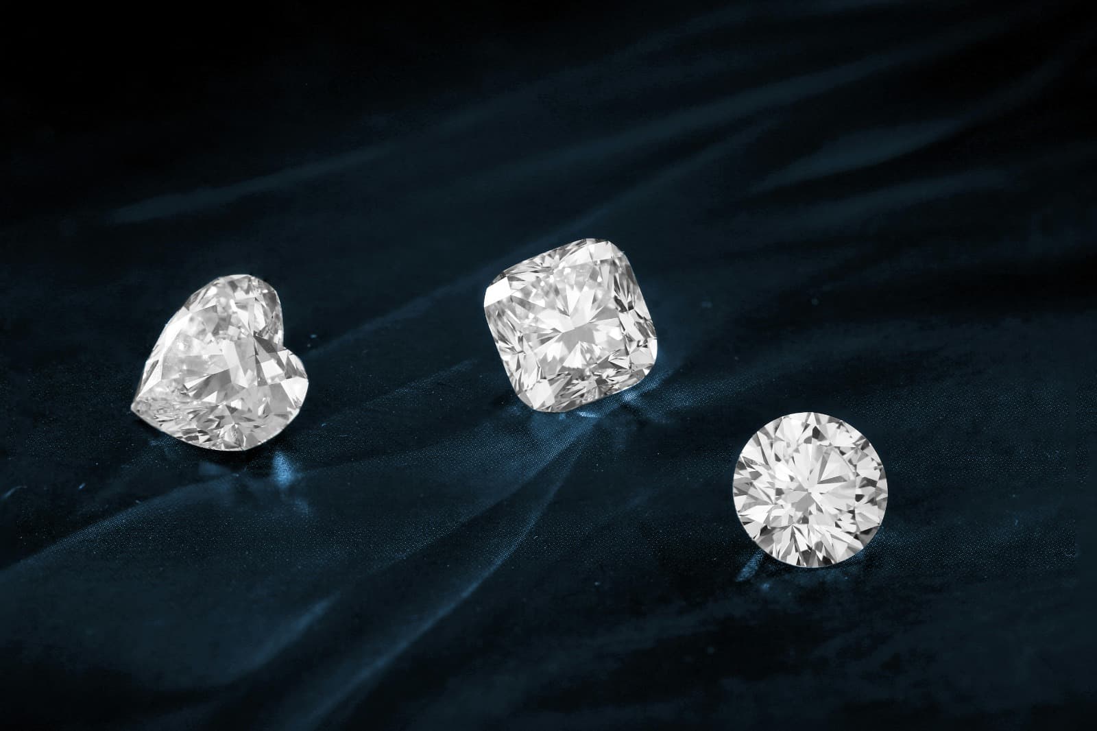 Diamond Tennis Earrings – Elegant & Timeless Diamond Designs | Cervin Blanc